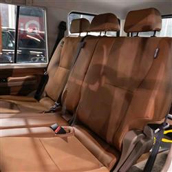 تۆیۆتا لاند کرۆزەر 76